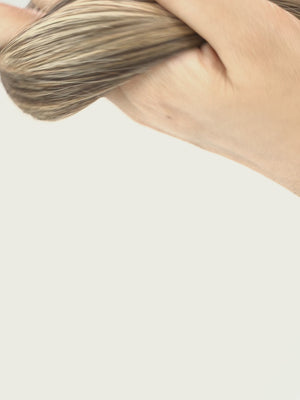 M8/26 gesträhnt haselnussbraun & Honig Goldblond, M8/26  mixed hazelnut brown & golden honey blonde, M8/26 mélange brun noisette & blond doré miel